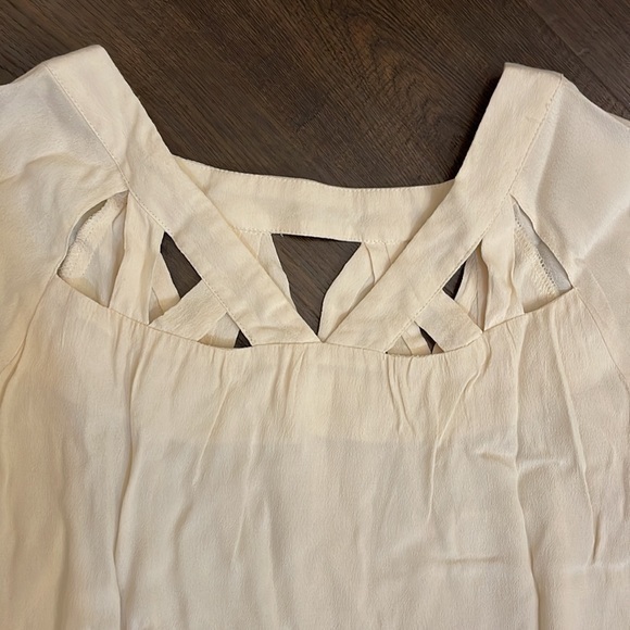 Entro‎ top - Picture 2 of 4